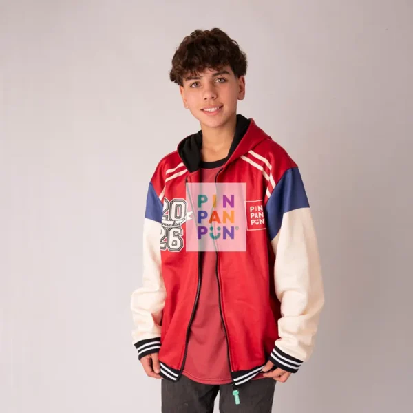 detalle_universitaria_bordo_01.webp